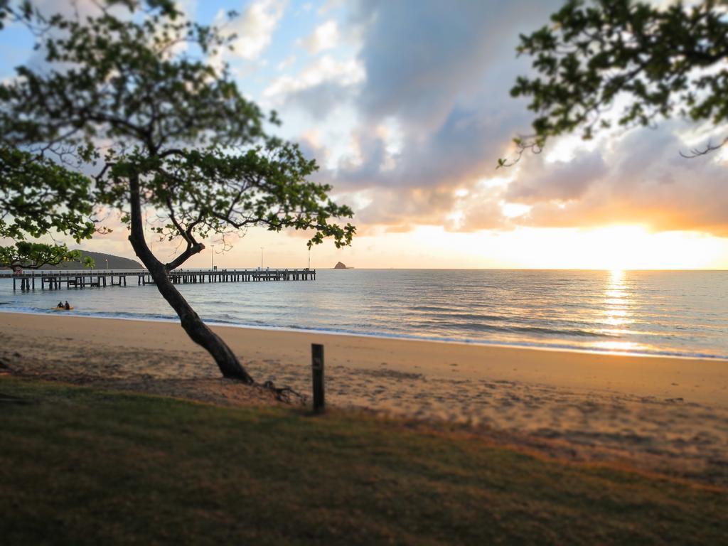 Cairns Beaches Flashpackers Палм Коув Екстериор снимка