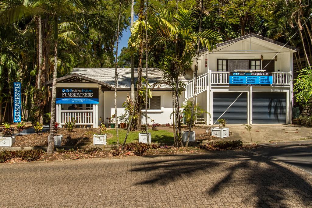 Cairns Beaches Flashpackers Палм Коув Екстериор снимка